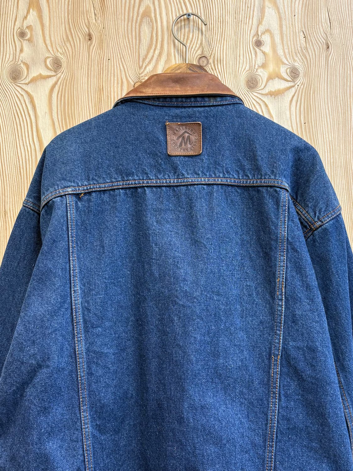 말보로 카운트리 스토어 레더카라 데님자켓 상품이미지4