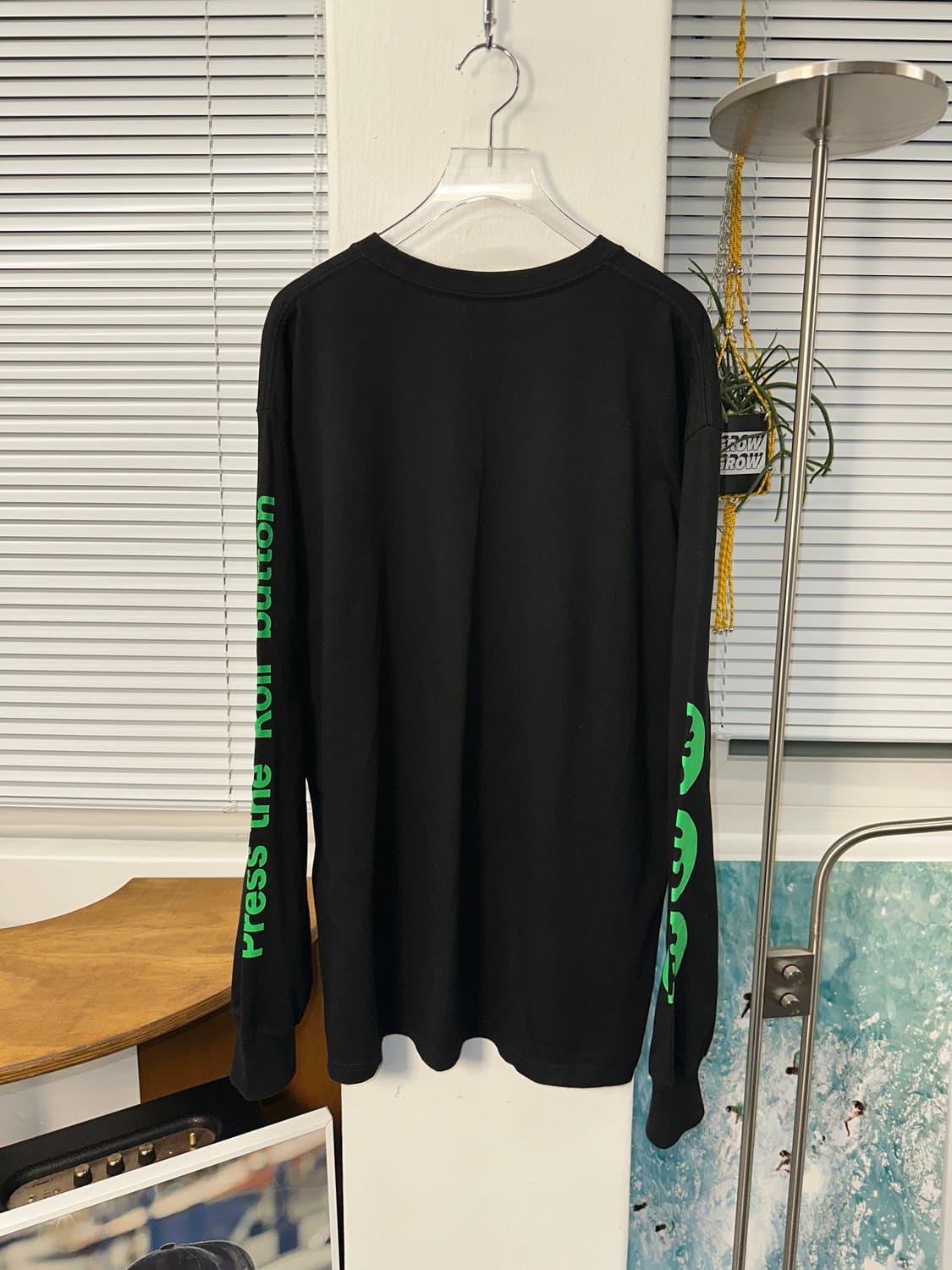 yeseyesee 로고 프린팅 롱슬리브  상품이미지5