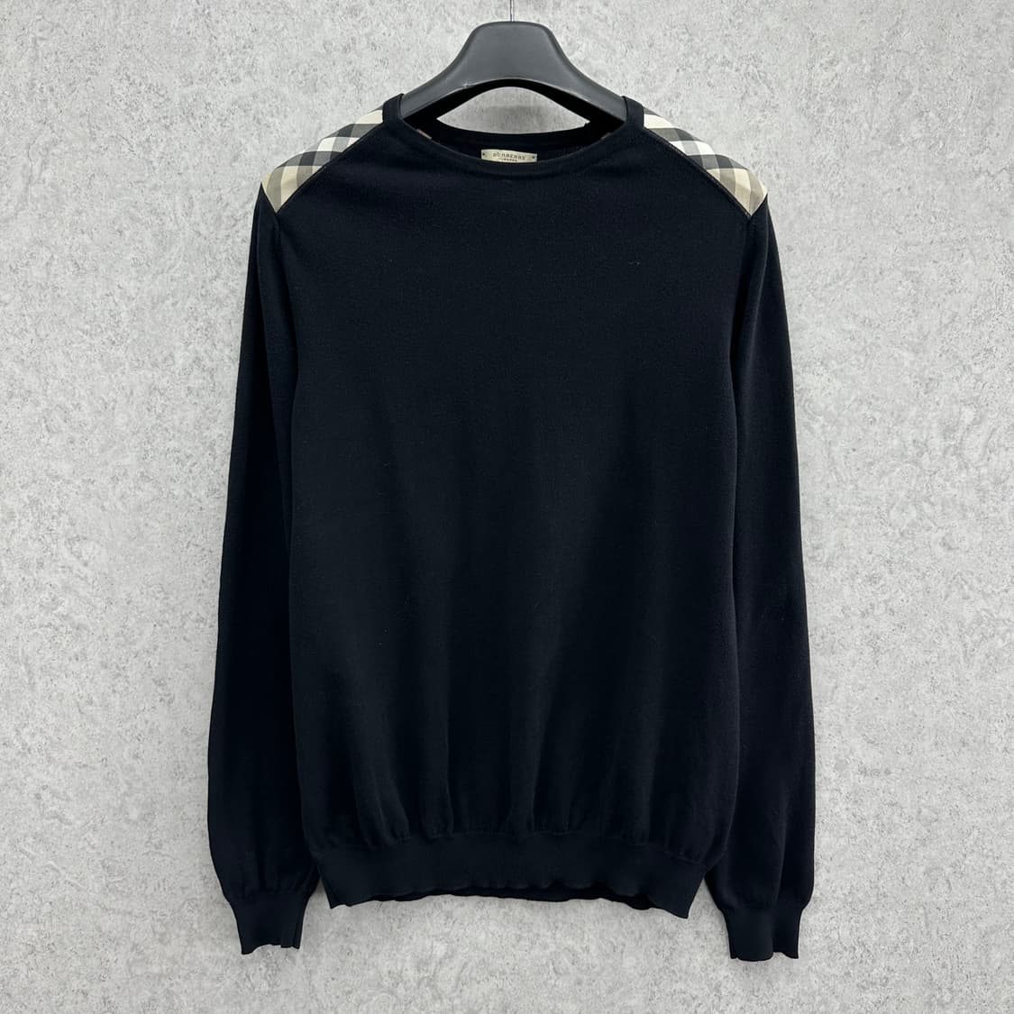 105 버버리 체크 트리밍 남자 니트 상품이미지1