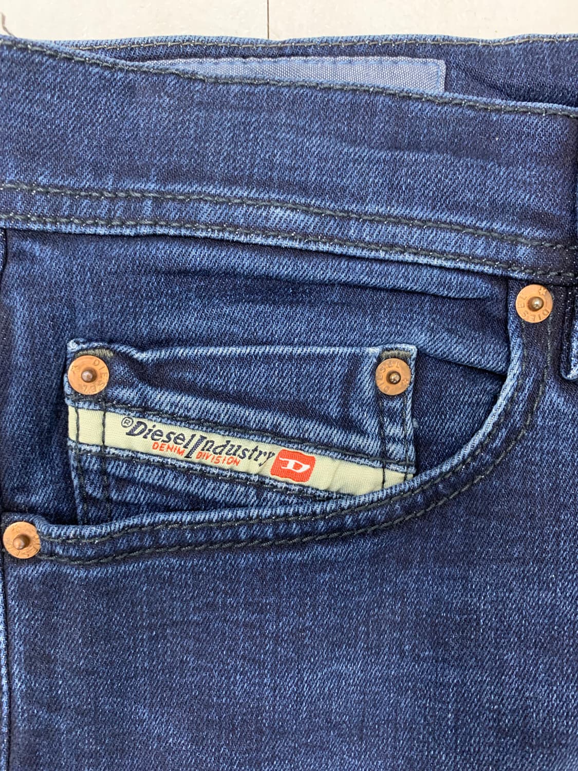 디젤 슬림핏 스키니 데님팬츠 #740 상품이미지3