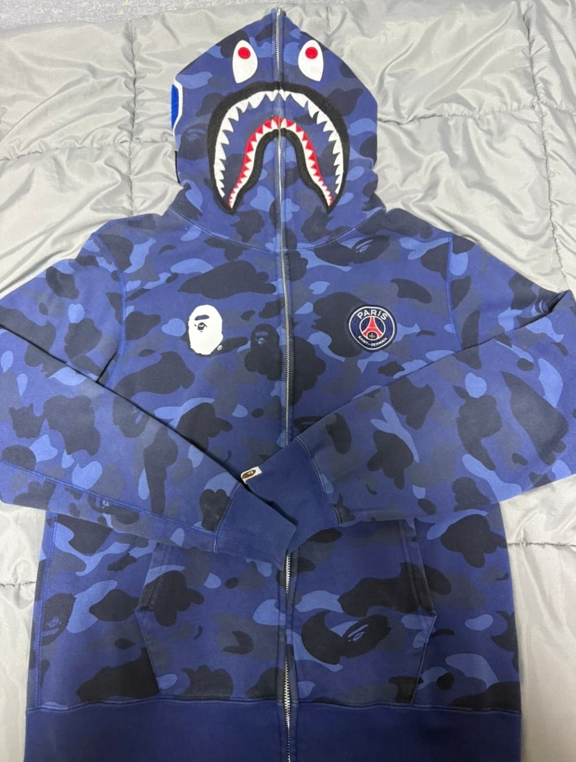 베이프 파리생제르망 (psg) 샤크 후드집업 상품이미지3
