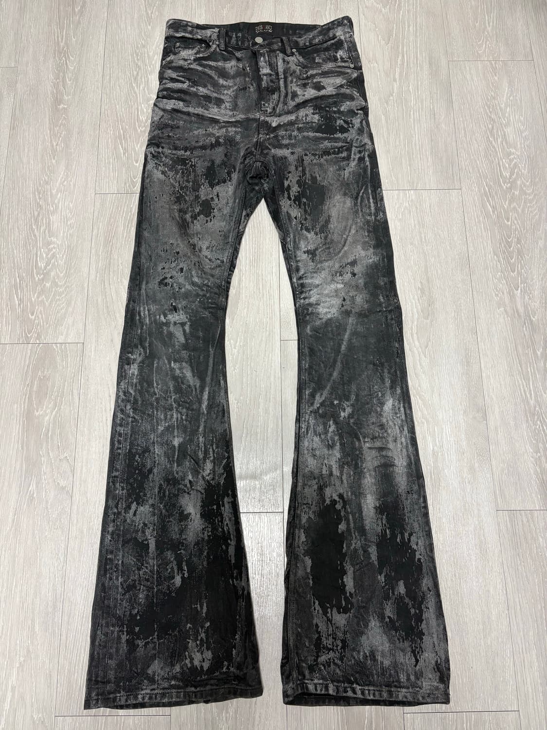 에모스탠스클럽 펜타그램 코팅 배기 플레어진 상품이미지2