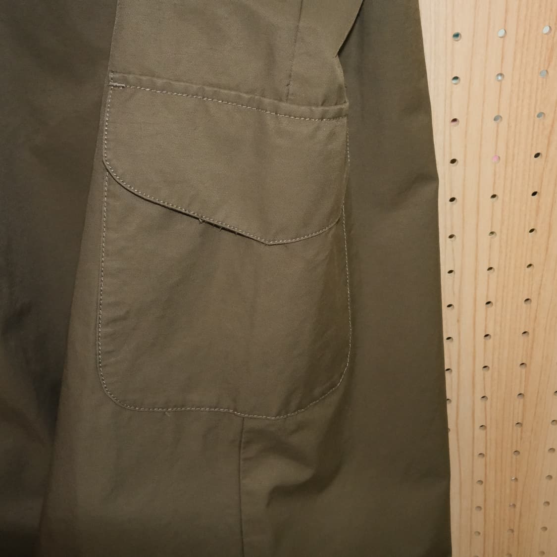 빔즈보이 코튼 카키 스트랩 스커트 상품이미지4