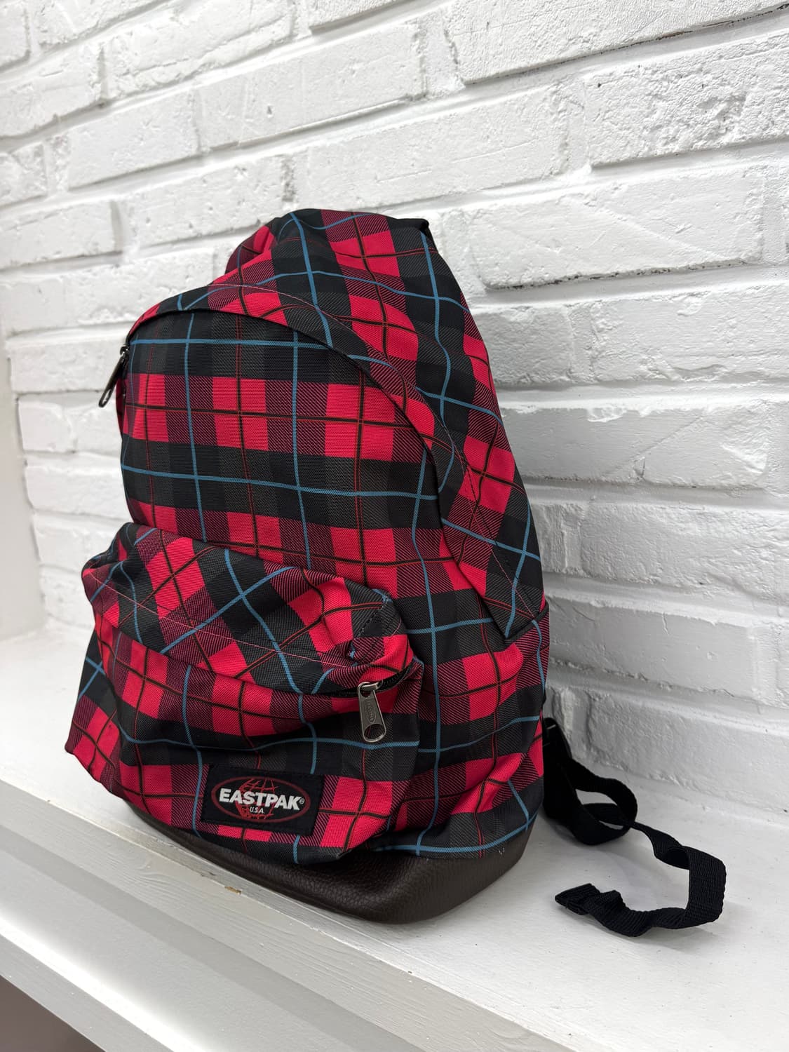 eastpak 핑크체크 백팩 상품이미지3