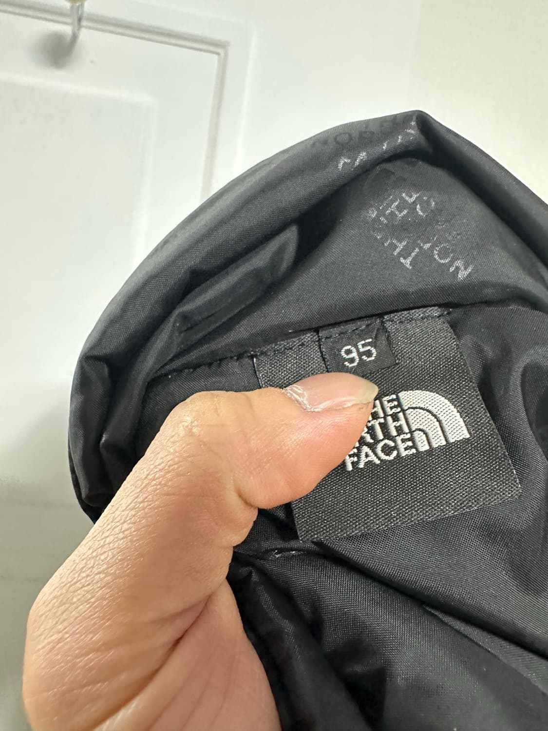 노스페이스 경량패딩 상품이미지3