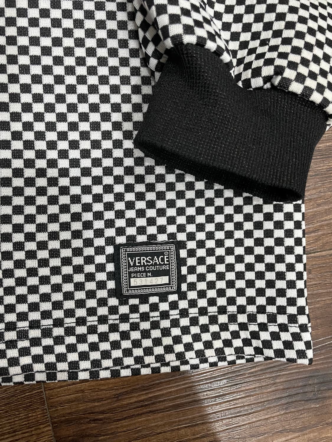 베르사체 진스 꾸뛰르 하프집 체커보드 폴로 셔츠 상품이미지6