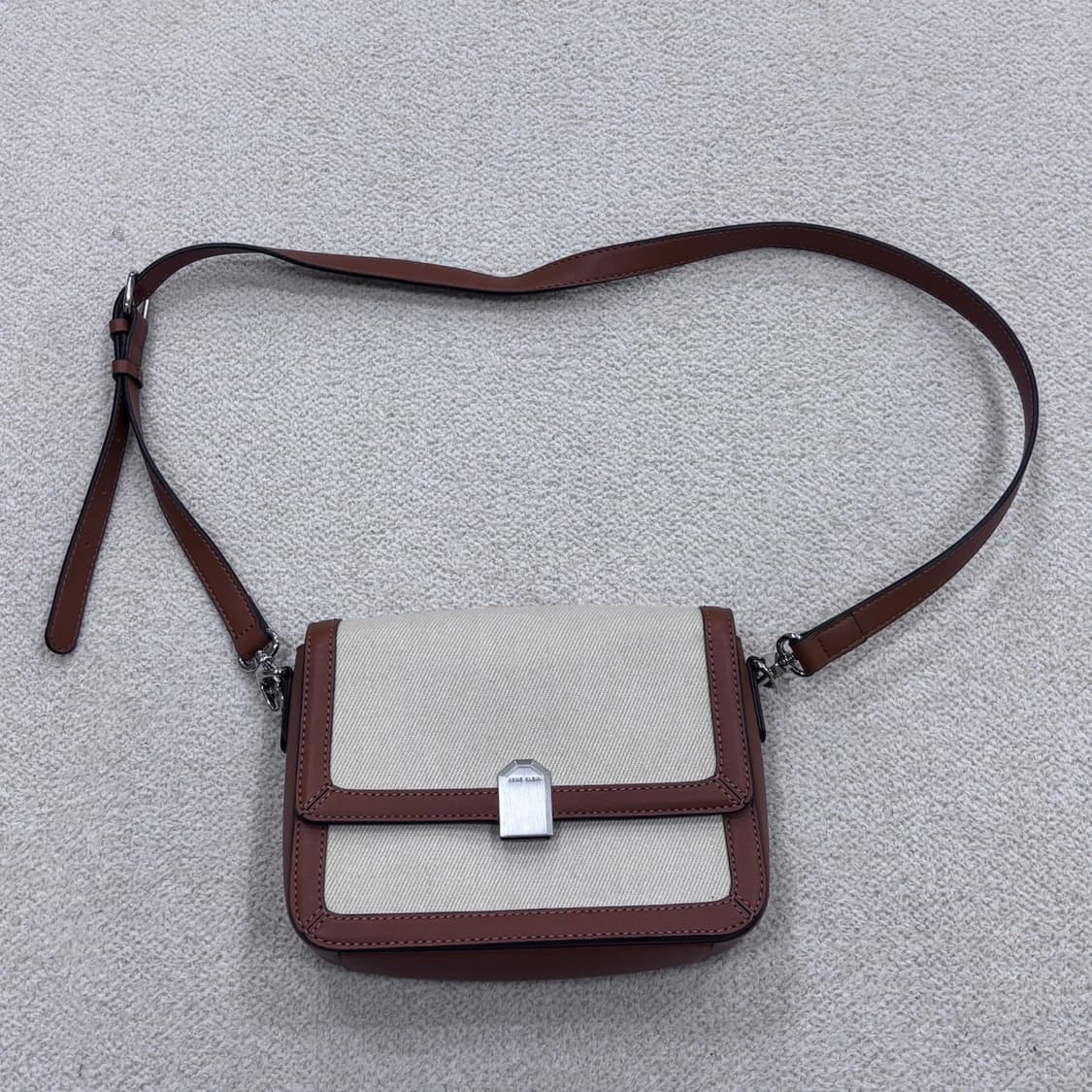 F 빈티지 캔버스 라인 크로스백 0402E 상품이미지1