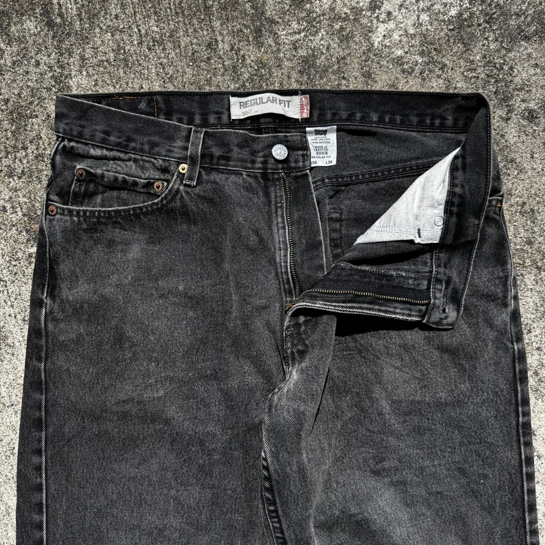 [36] 리바이스 505 흑청 데님 팬츠 상품이미지4