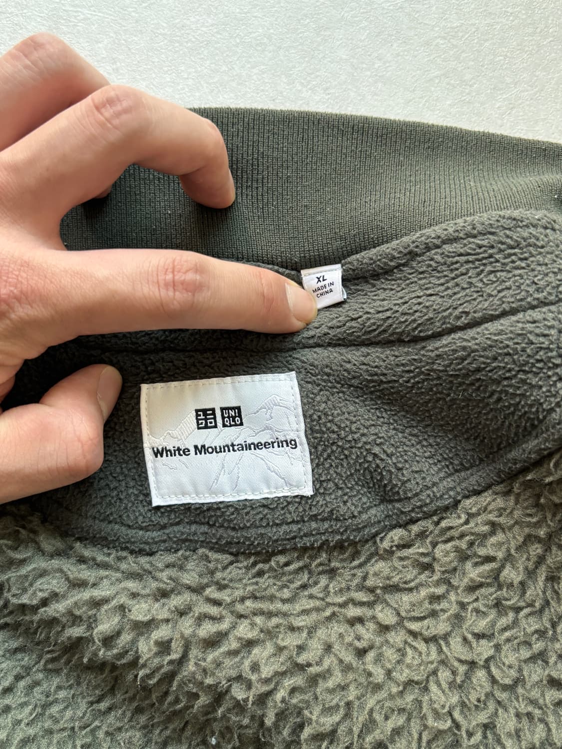 유니클로 x 화이트 마운티니어링 플리스 집업 / XL / 카키 상품이미지5