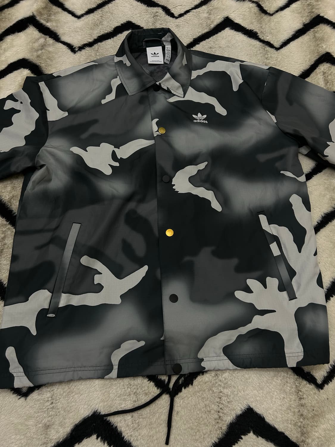 [실측2XL]아디다스 카모 패턴 코치 바람막이 상품이미지3
