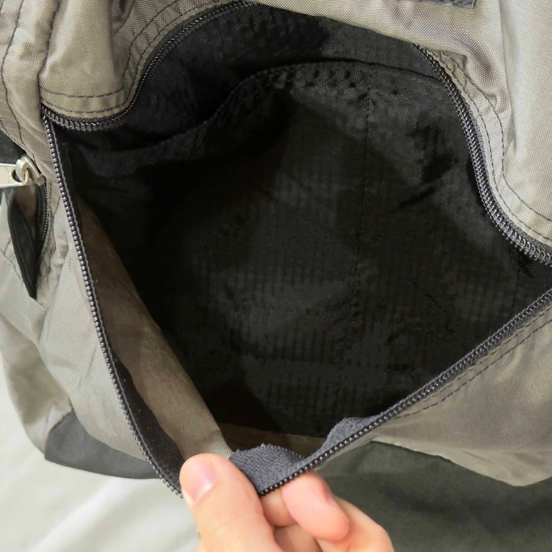 그레고리 구 로고 데이백 백팩 20L 상품이미지5