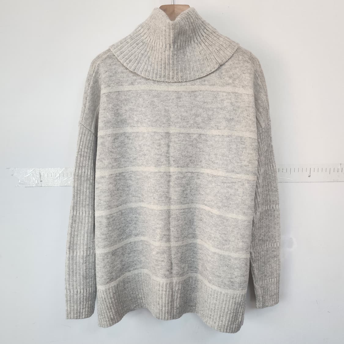 타미힐피거 스트라이프 터틀넥 니트 상품이미지9