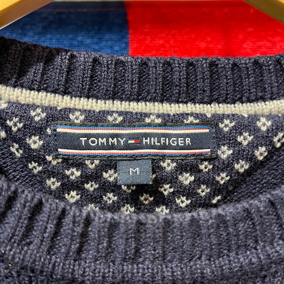 타미힐피거 눈꽃 패턴 니트 상품이미지3