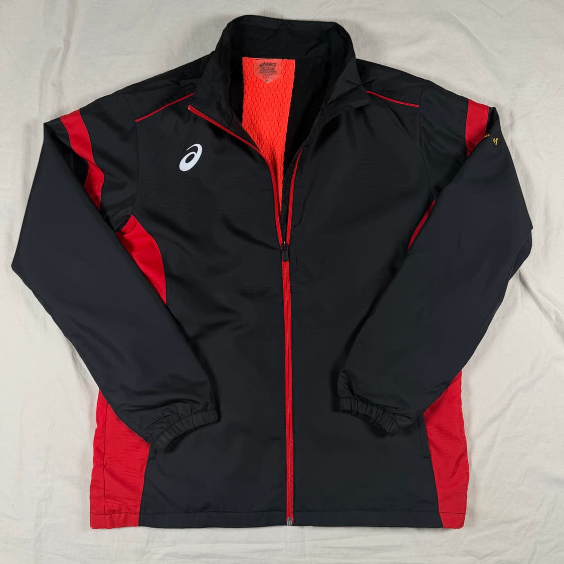 아식스 바람막이 집업 자켓 상품이미지1