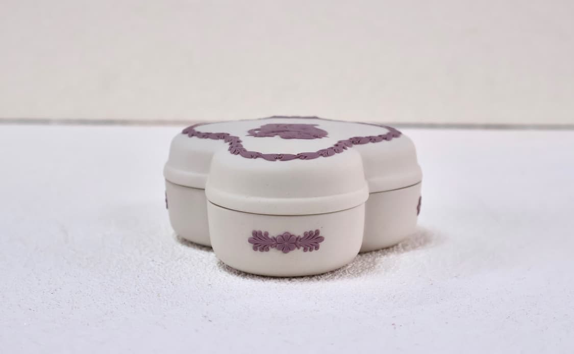 [영국엔틱] 웨지우드 제스퍼웨어 콜렉터스 소사이어티 라일락 트링켓 상품이미지6