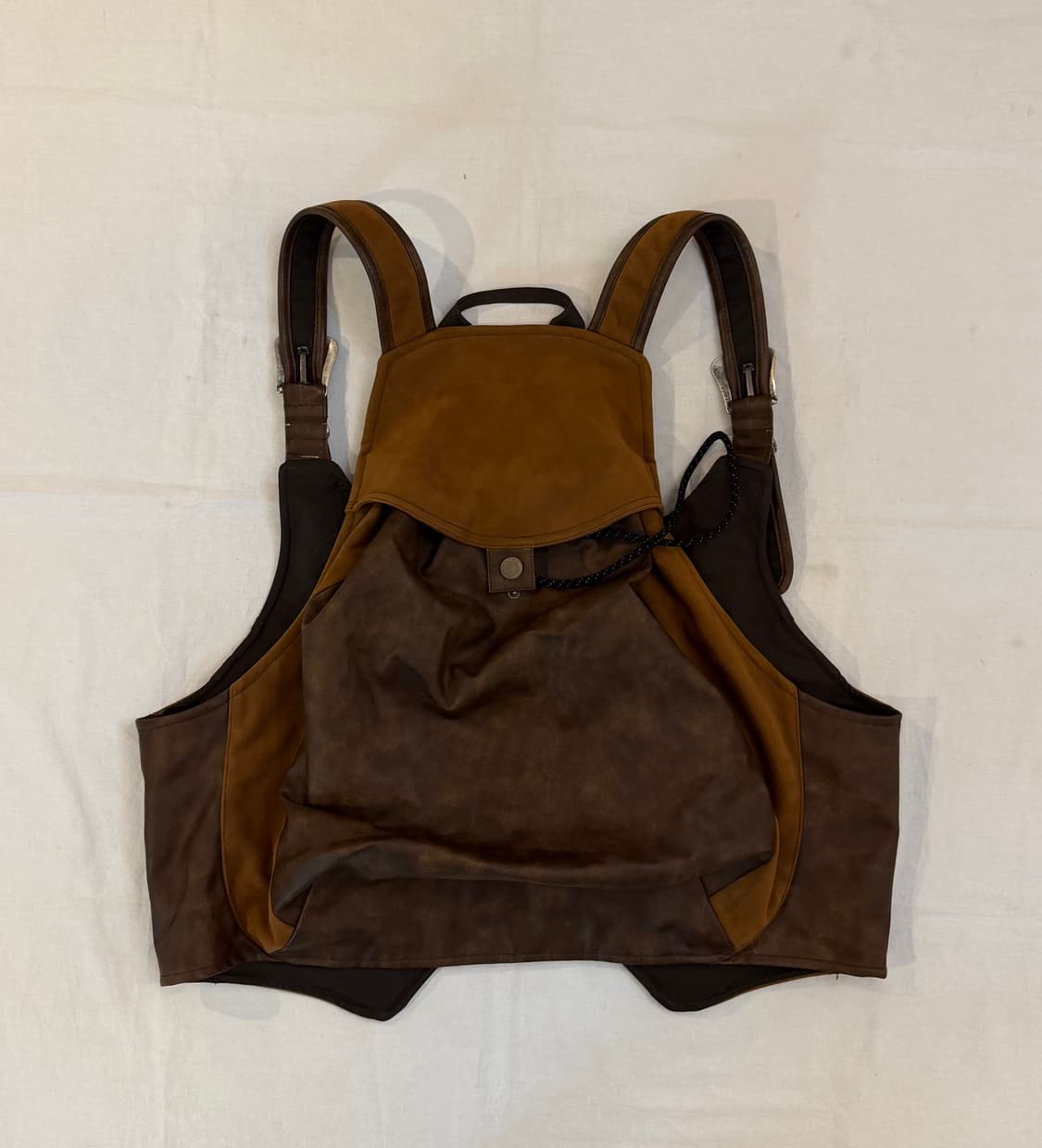 미발매 샘플) 앤더슨벨 웨스턴 브라운 스웨이드 베스트 백팩 상품이미지7