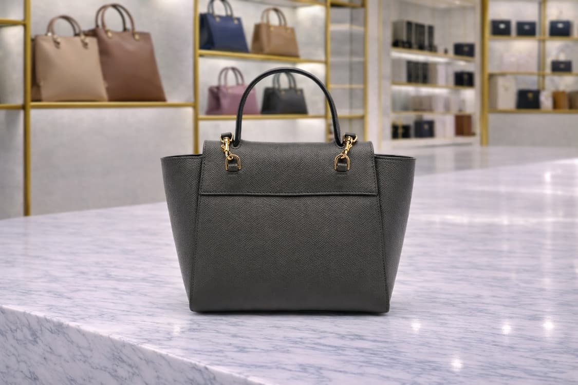 [A급] 셀린느 나노 벨트백 판매합니다!!! 상품이미지2