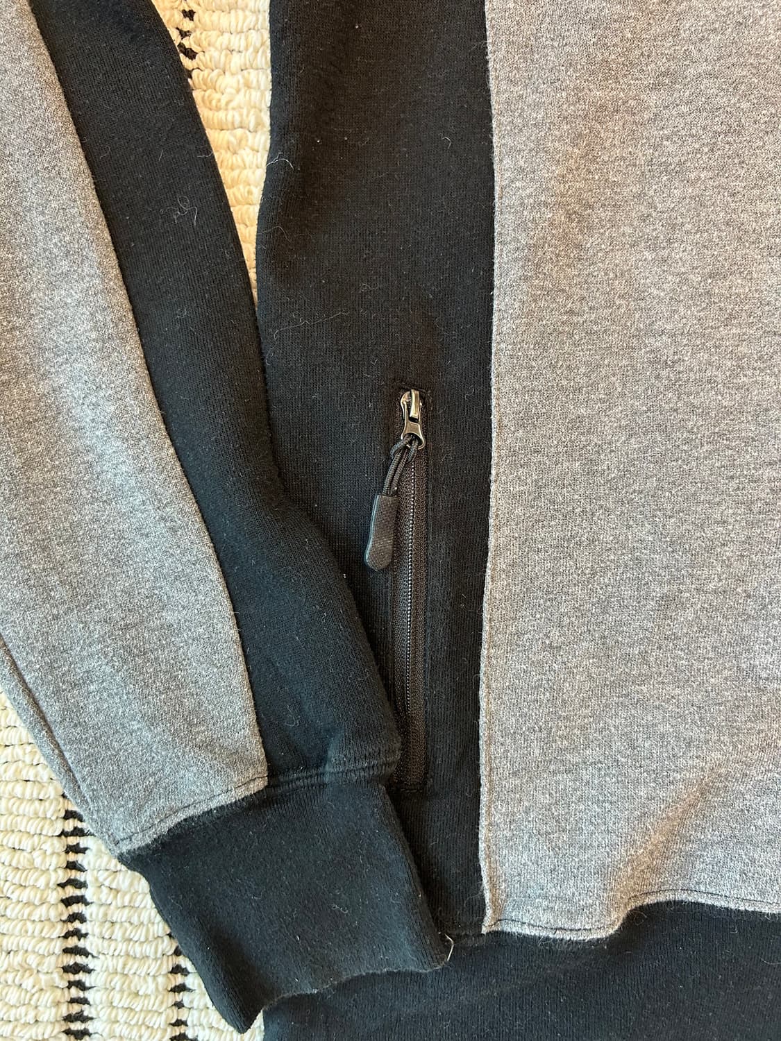 하드락(hardrock) 아틀란타 그레이블랙 배색 후드 상품이미지4