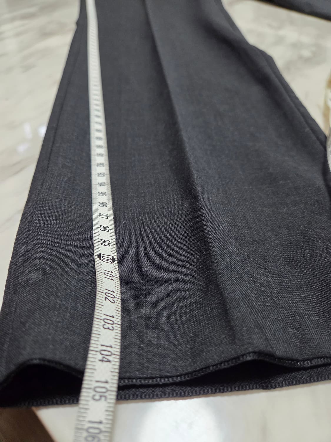 휴고보스 챠콜그레이 슬랙스 상품이미지9