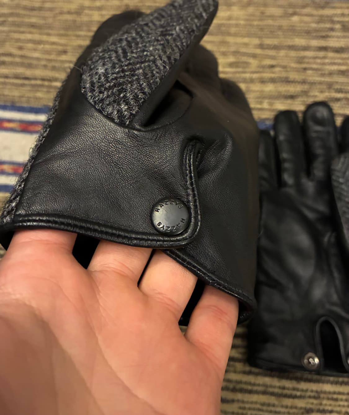 (F)해리스트위드 x 헤지스 울 헤링본 양가죽 장갑 글러브 상품이미지4