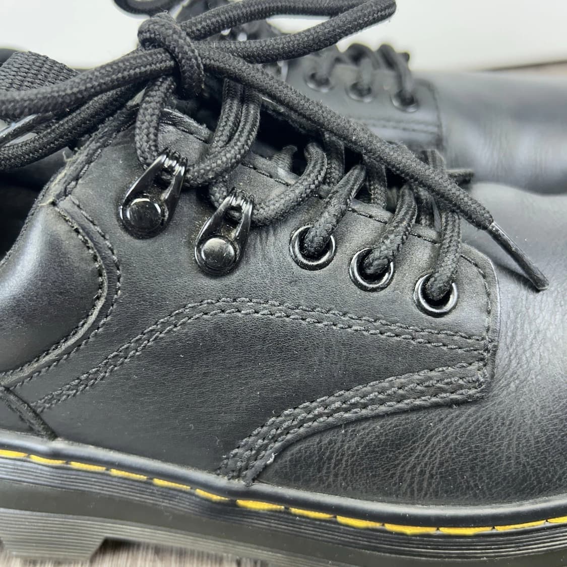 닥터마틴 리더 와이오밍 레더 유틸리티 슈즈 블랙 상품이미지6