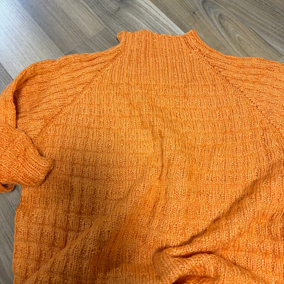 일본 빈티지샵 오렌지 하이넥 니트탑 상품이미지2