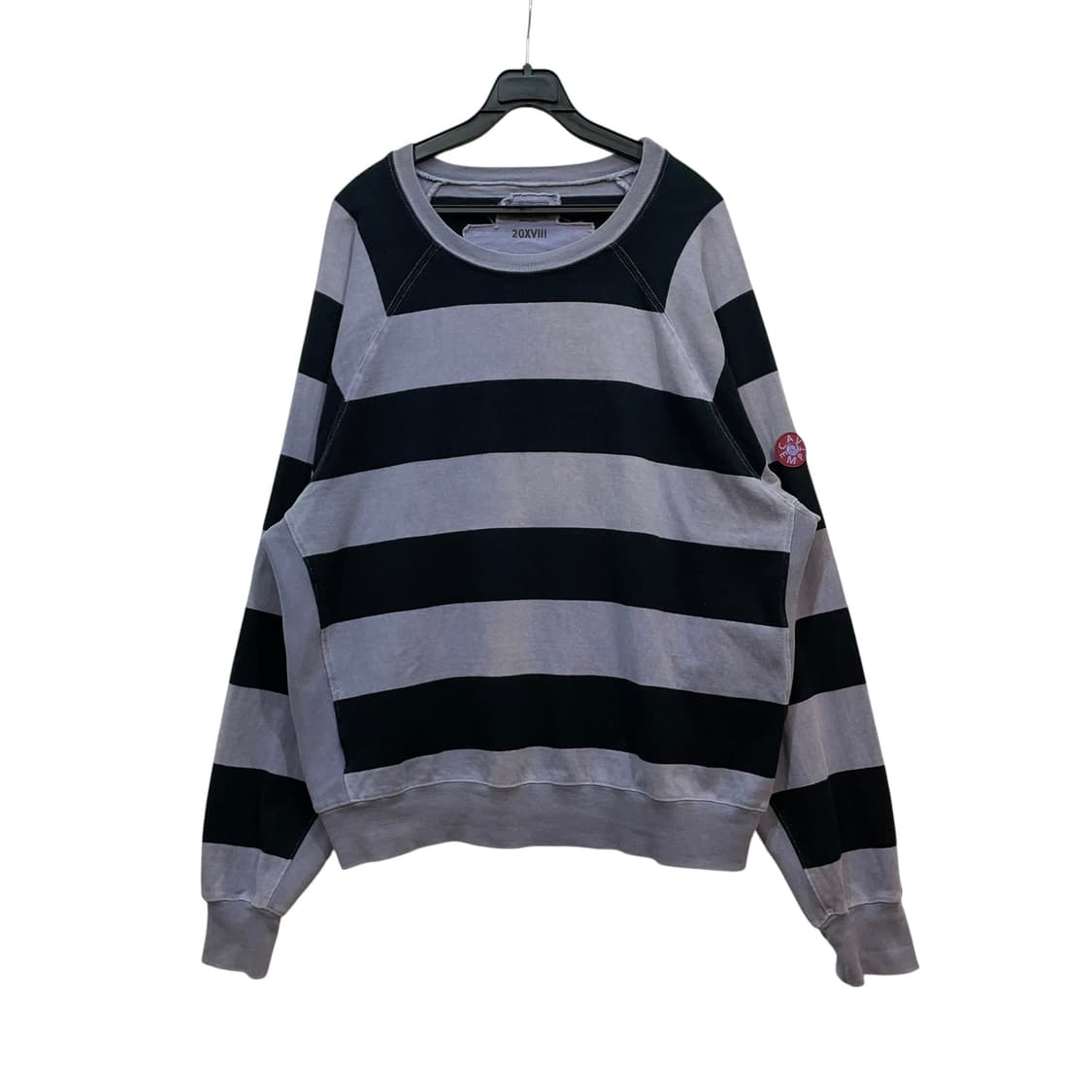 20XVIII Stripe Crewneck 상품이미지1