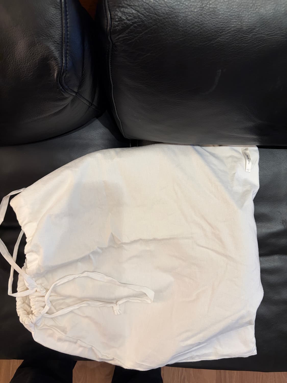 더로우 N/S 파크백 라지 블랙 상품이미지5