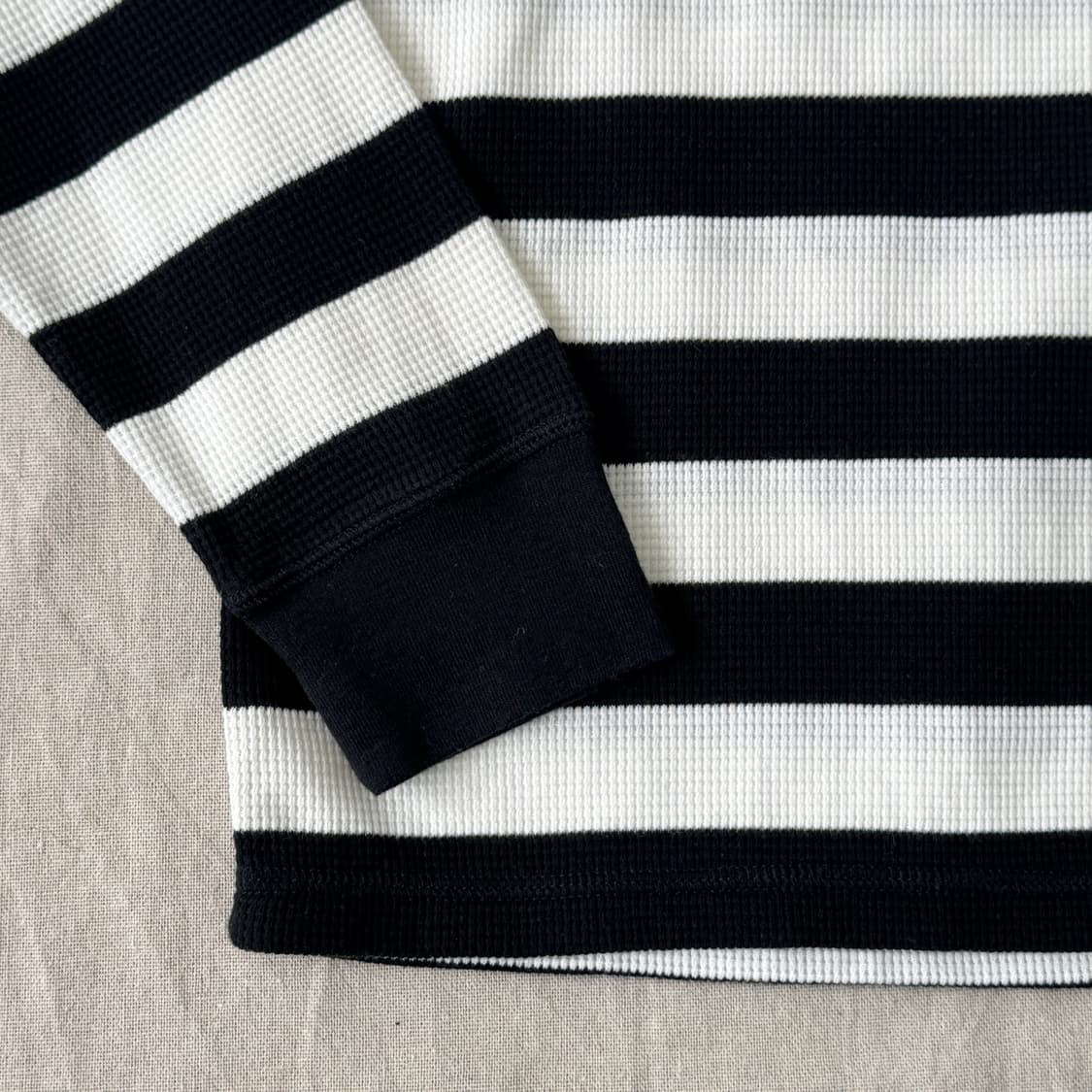 폴로랄프로렌 검흰 스트라이프 와플 슬리브 M 상품이미지3