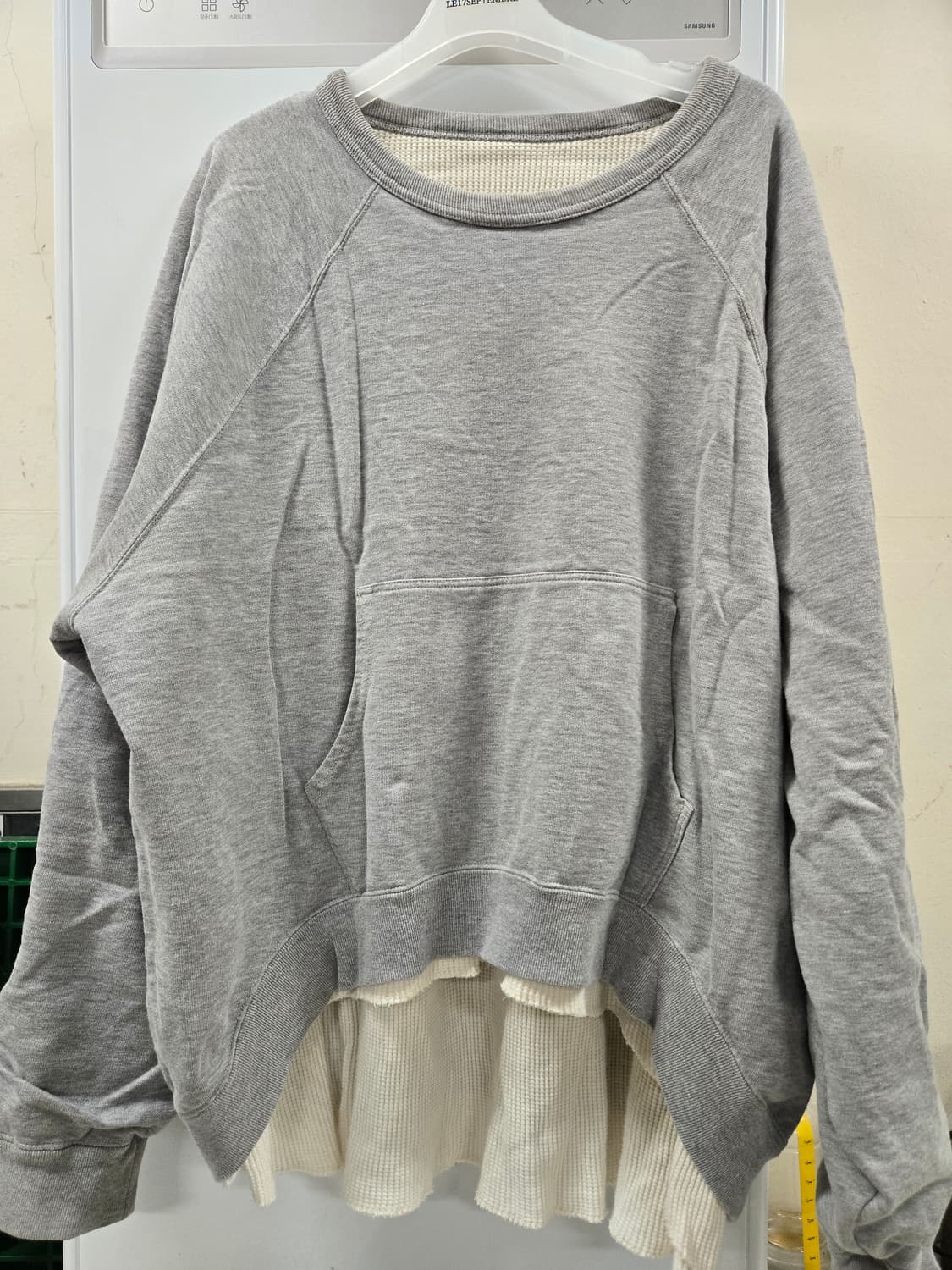 사스콰치패브릭스  레이어드맨투맨 상품이미지1