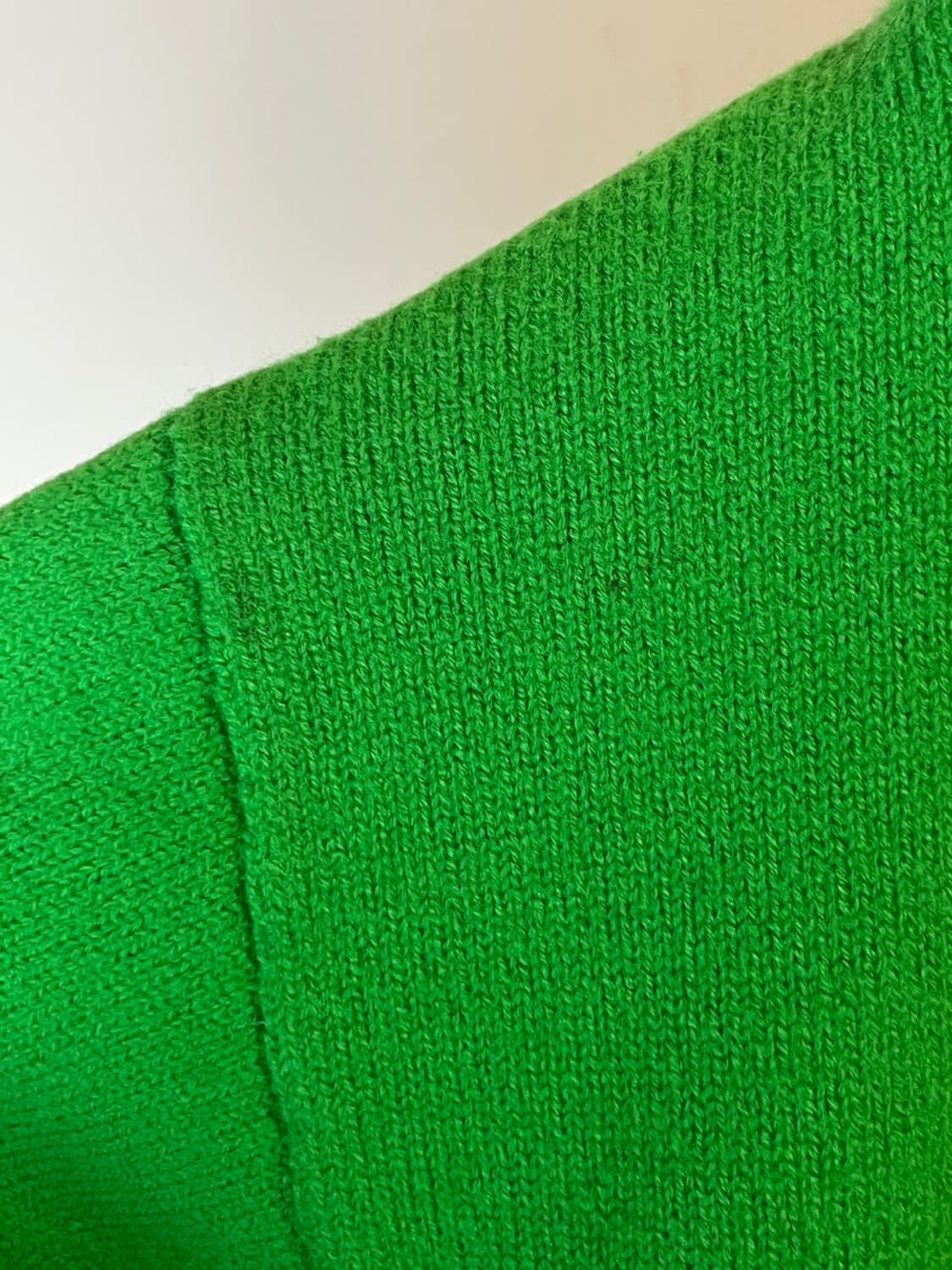 아미 드 쾨흐 버진 울 가디건 상품이미지9