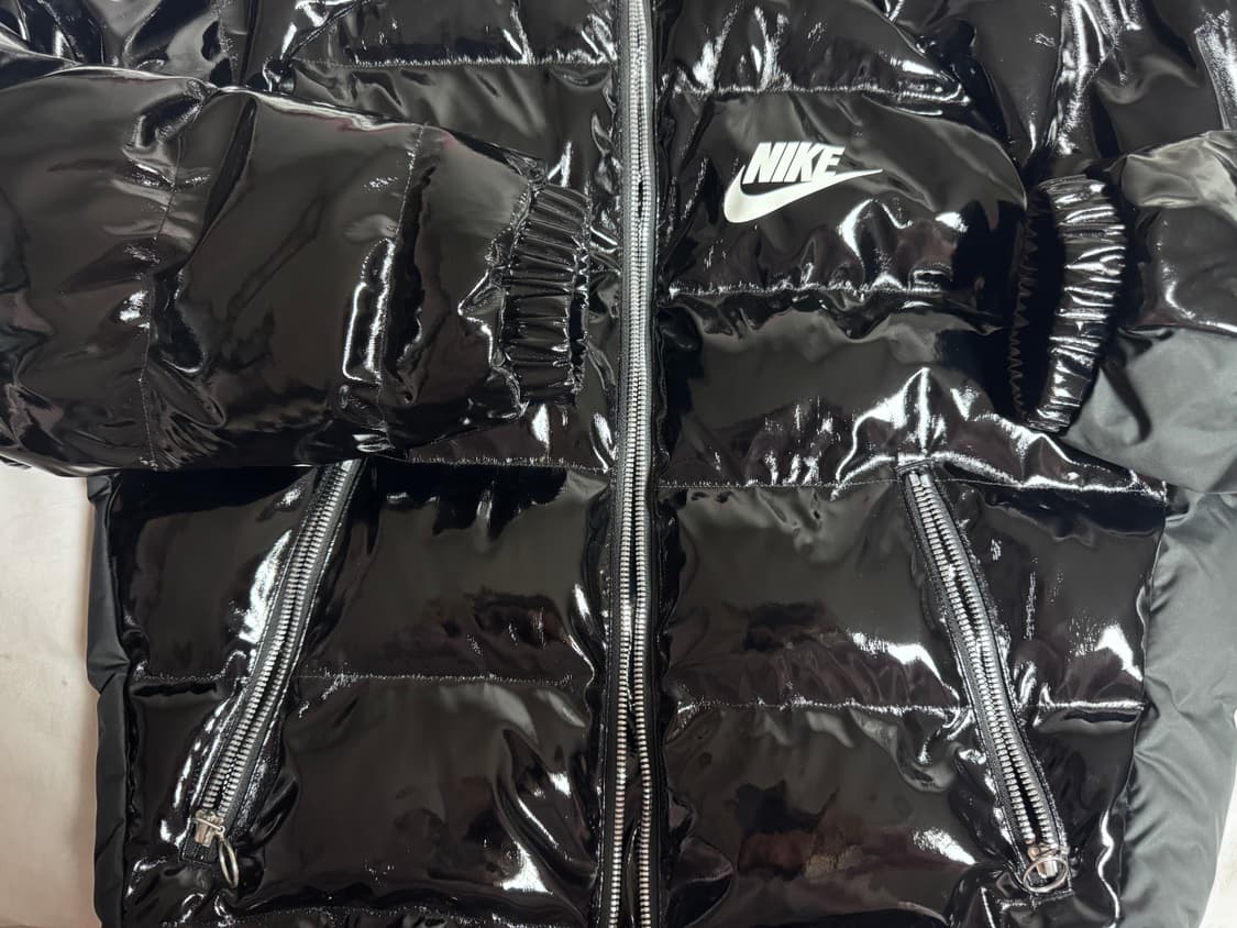 나이키 아이콘 클래쉬 유광 숏패딩 상품이미지2
