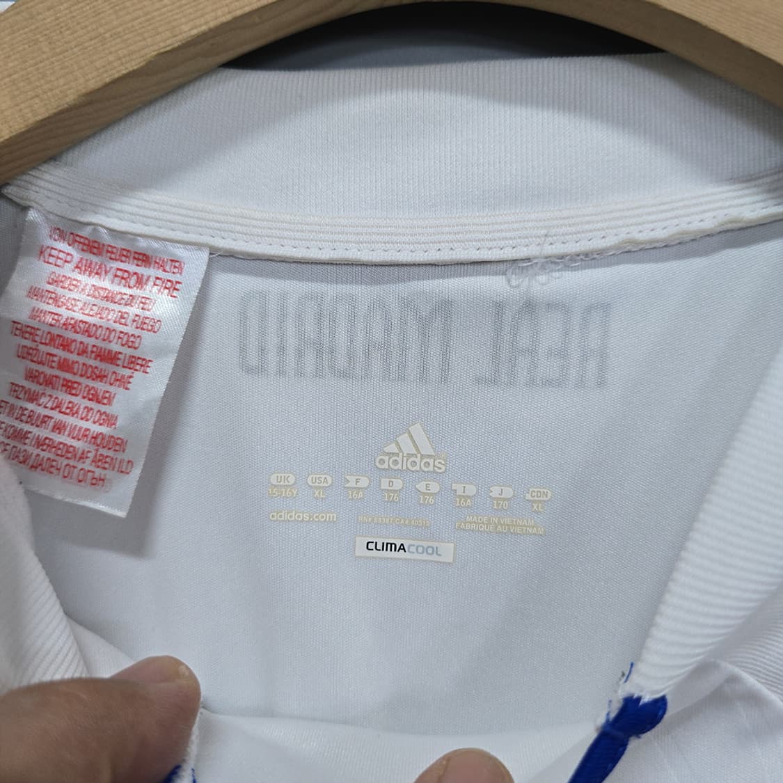 아디다스 10-11시즌 레알 마드리드 노마킹 홈 반팔 유니폼 XL 상품이미지5