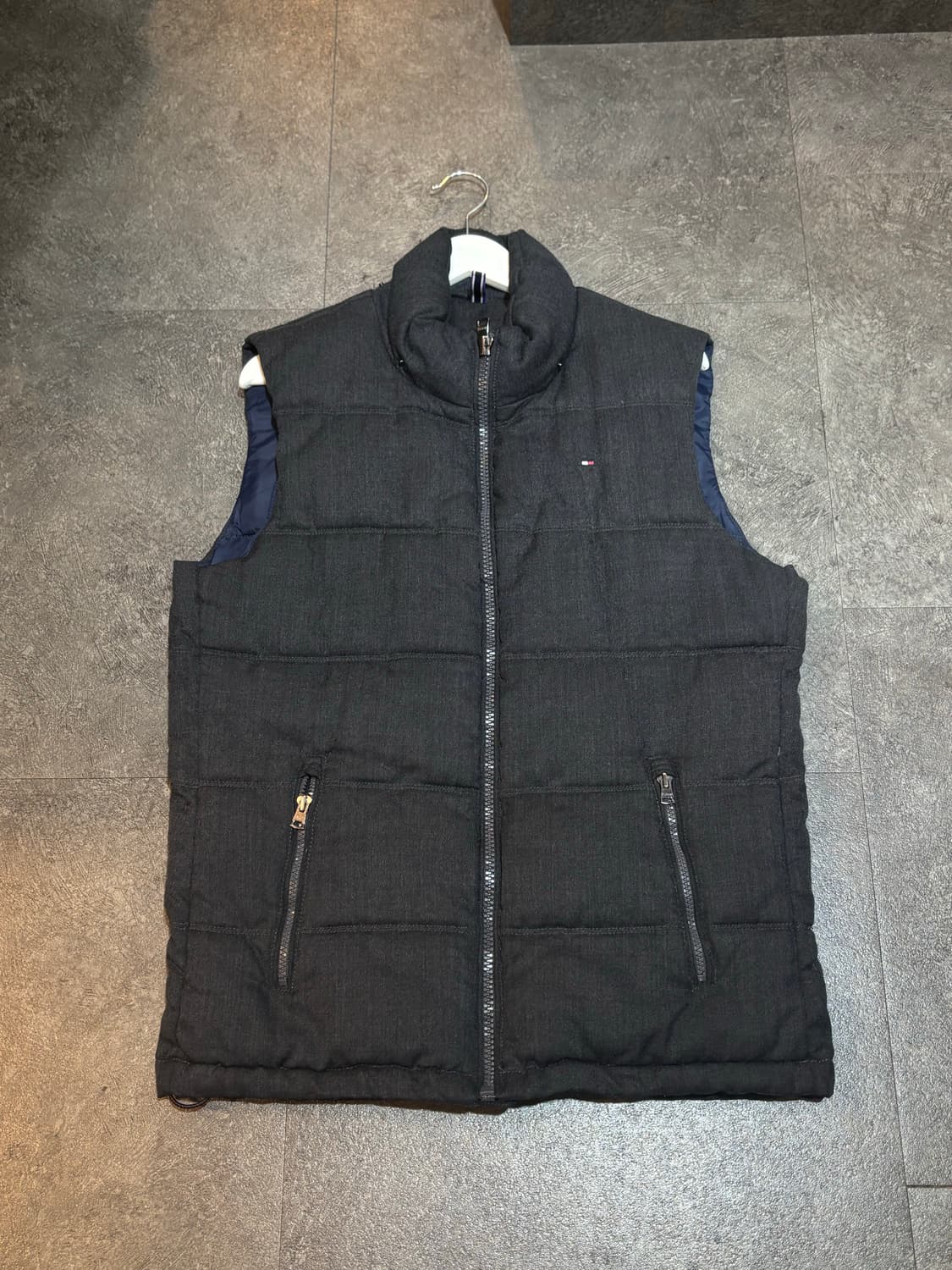 타미힐피거 패딩조끼 M 상품이미지2