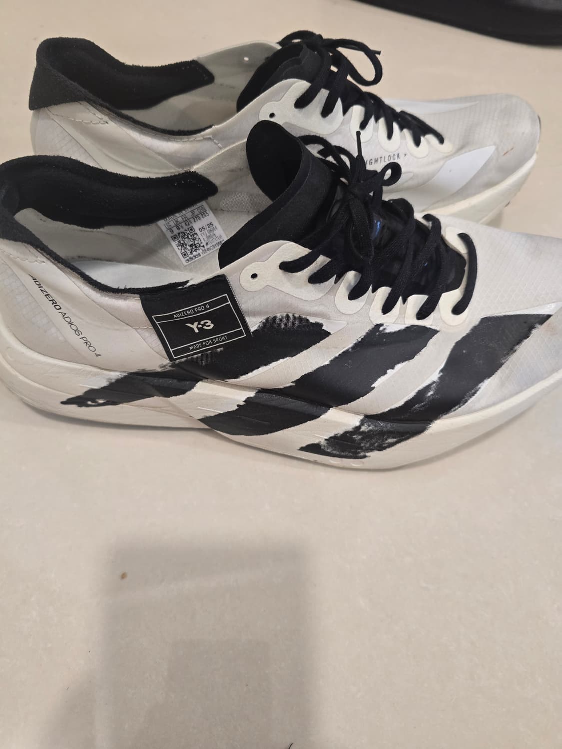 Y-3 아디오스 프로 4 270 상품이미지2