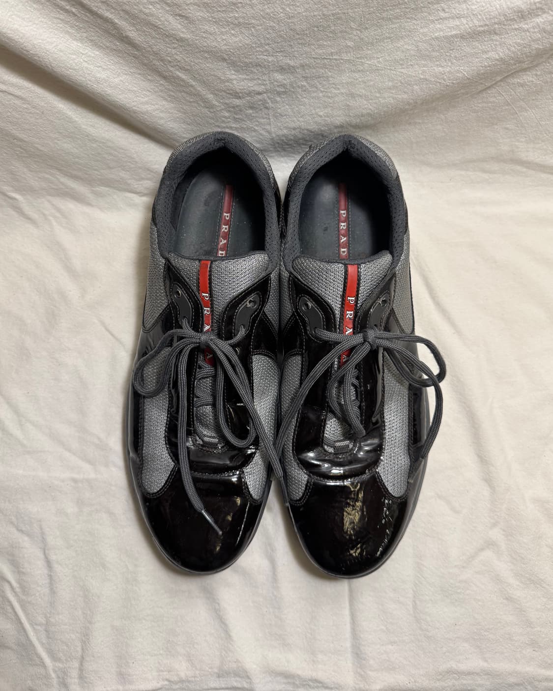 00‘s 프라다 아메리카컵 에나멜 스니커즈 상품이미지3