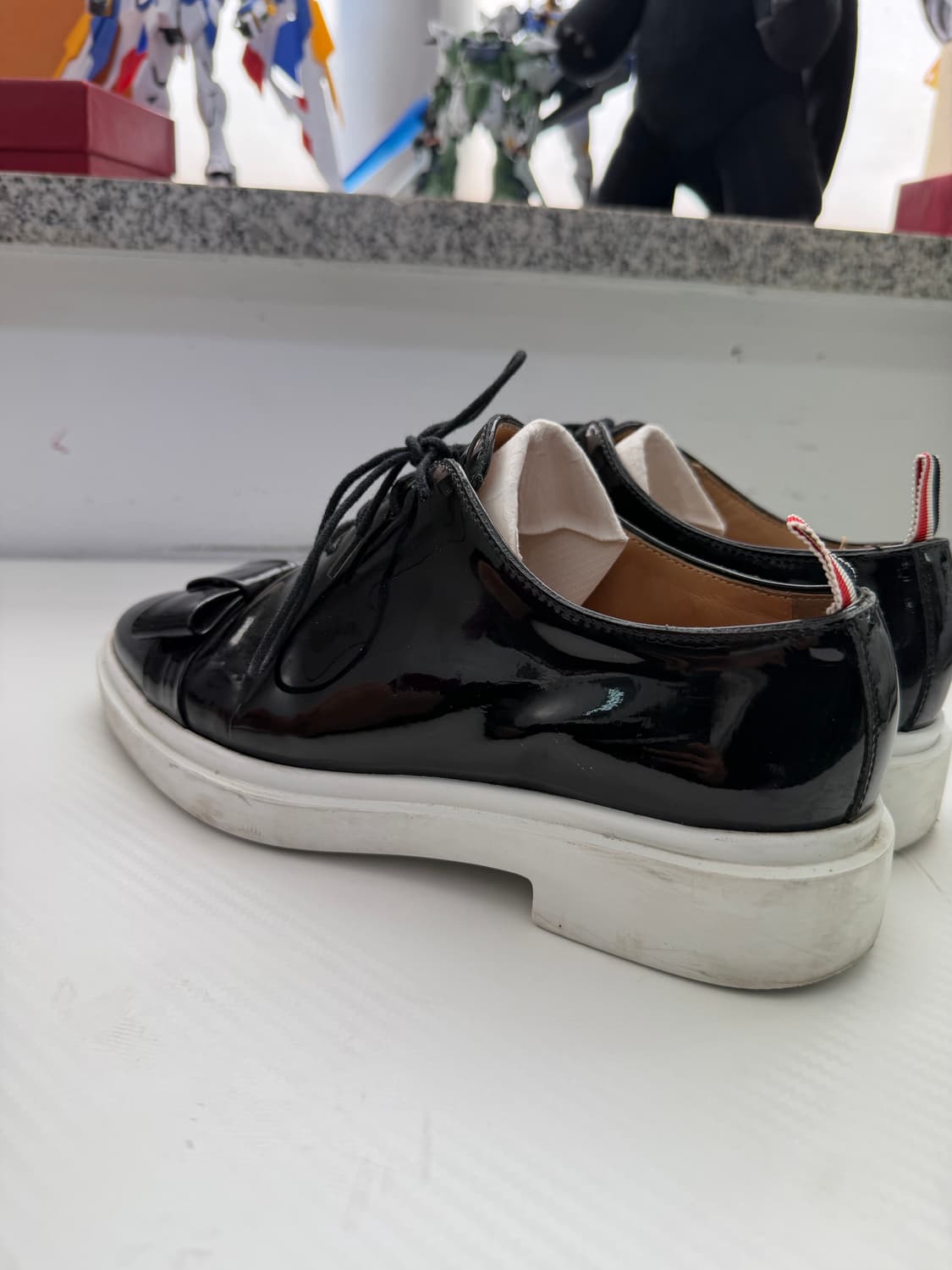 정품) 톰브라운 여성 블랙 페이턴트 로퍼 구두 36 상품이미지7