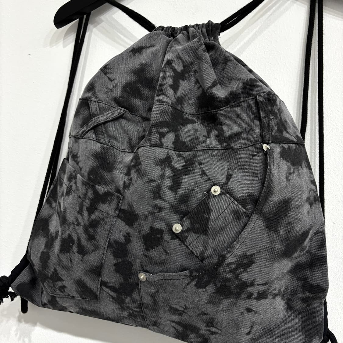 [새상품] 나염 스트링 백팩 상품이미지2