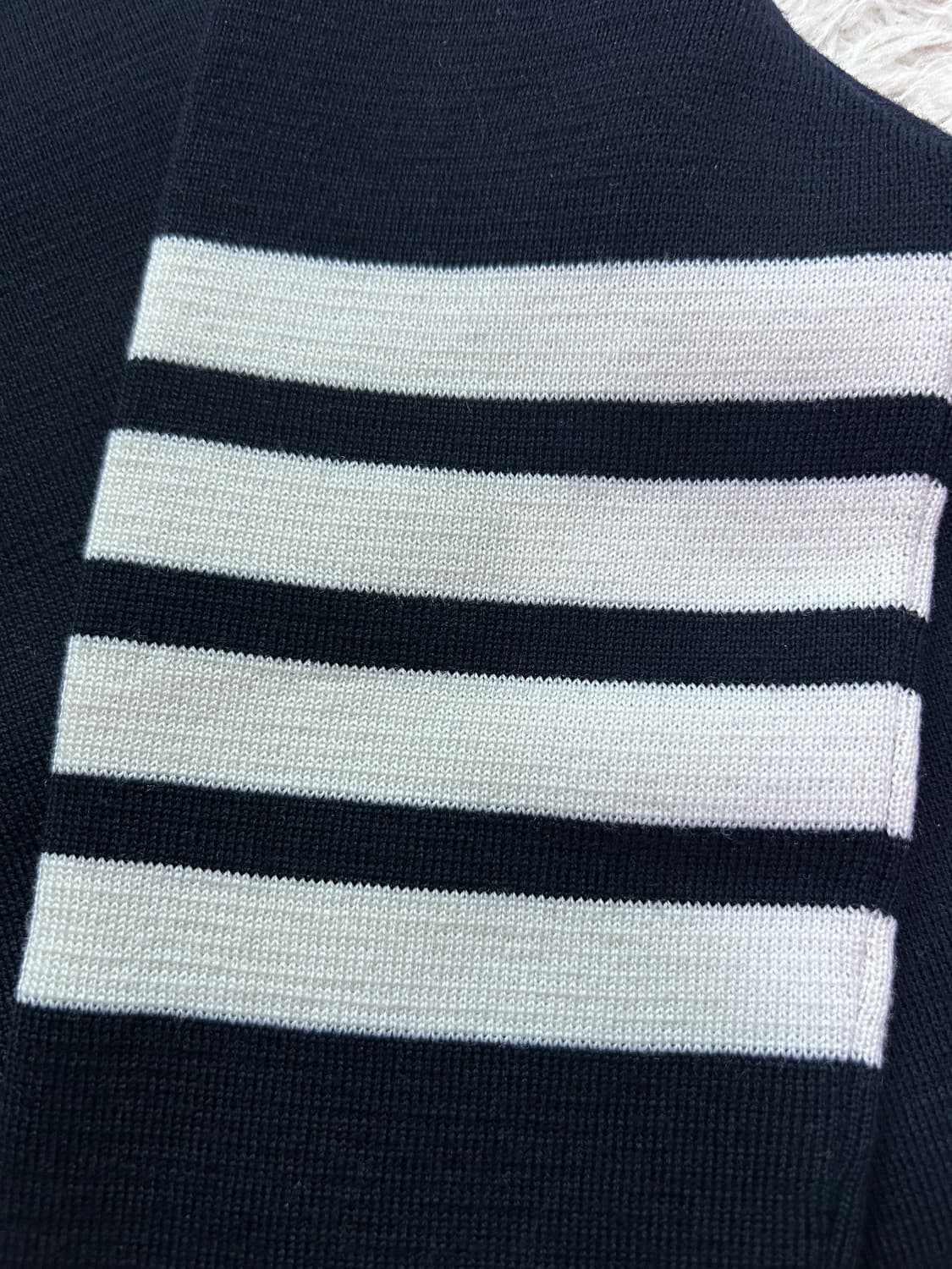 [36size, 새상품급] 톰브라운 밀라노스티치 금장 니트 여성 상품이미지3