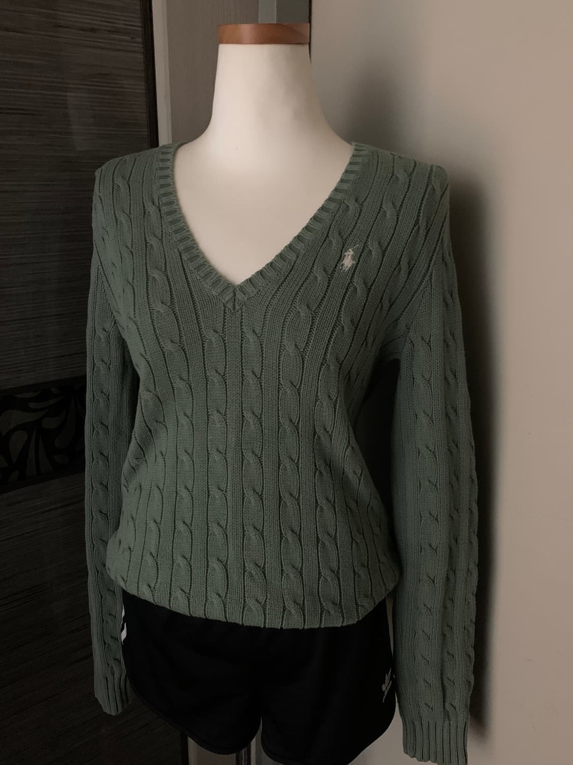 폴로 브이넥 니트 상품이미지4