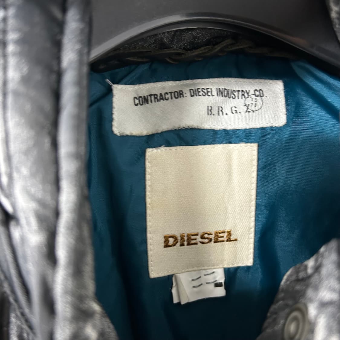 디젤 커틀래스 언밸런스 구스다운 패딩 상품이미지7