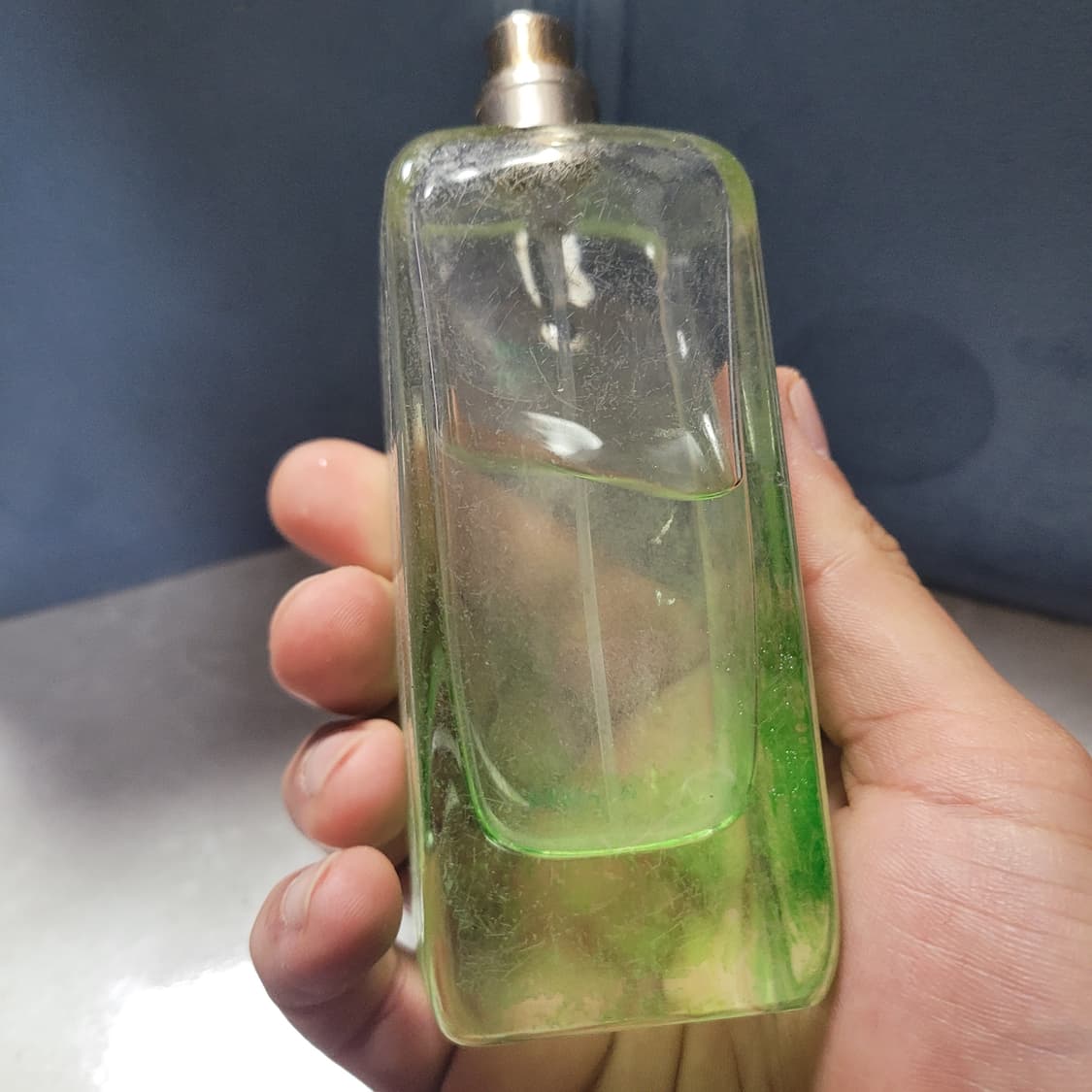 에르메스 운 자르뎅 수르뜨와 100ml (4)

 상품이미지4