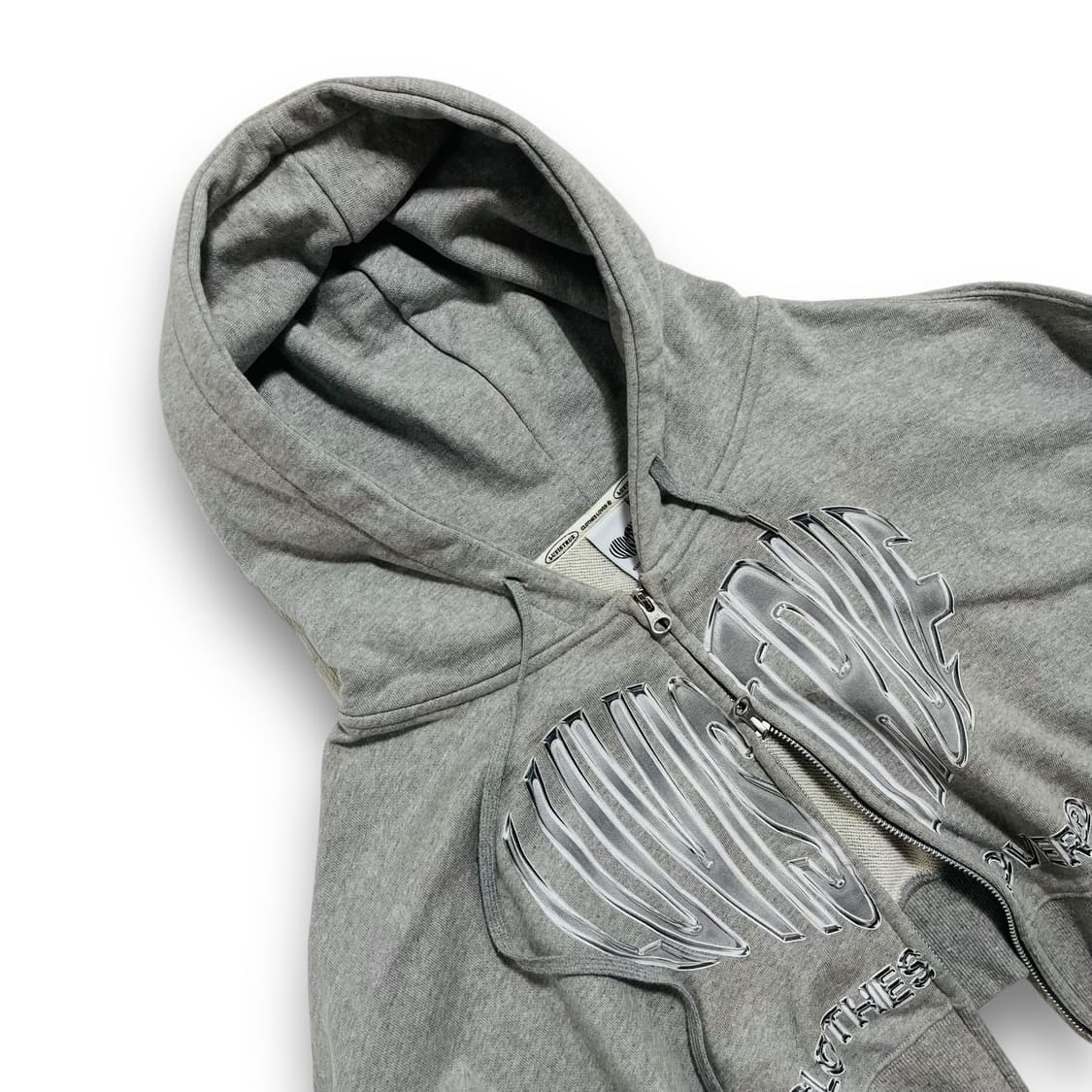 러브이즈트루 VL 크롭 실버 로고 투웨이 후디 집업 상품이미지2