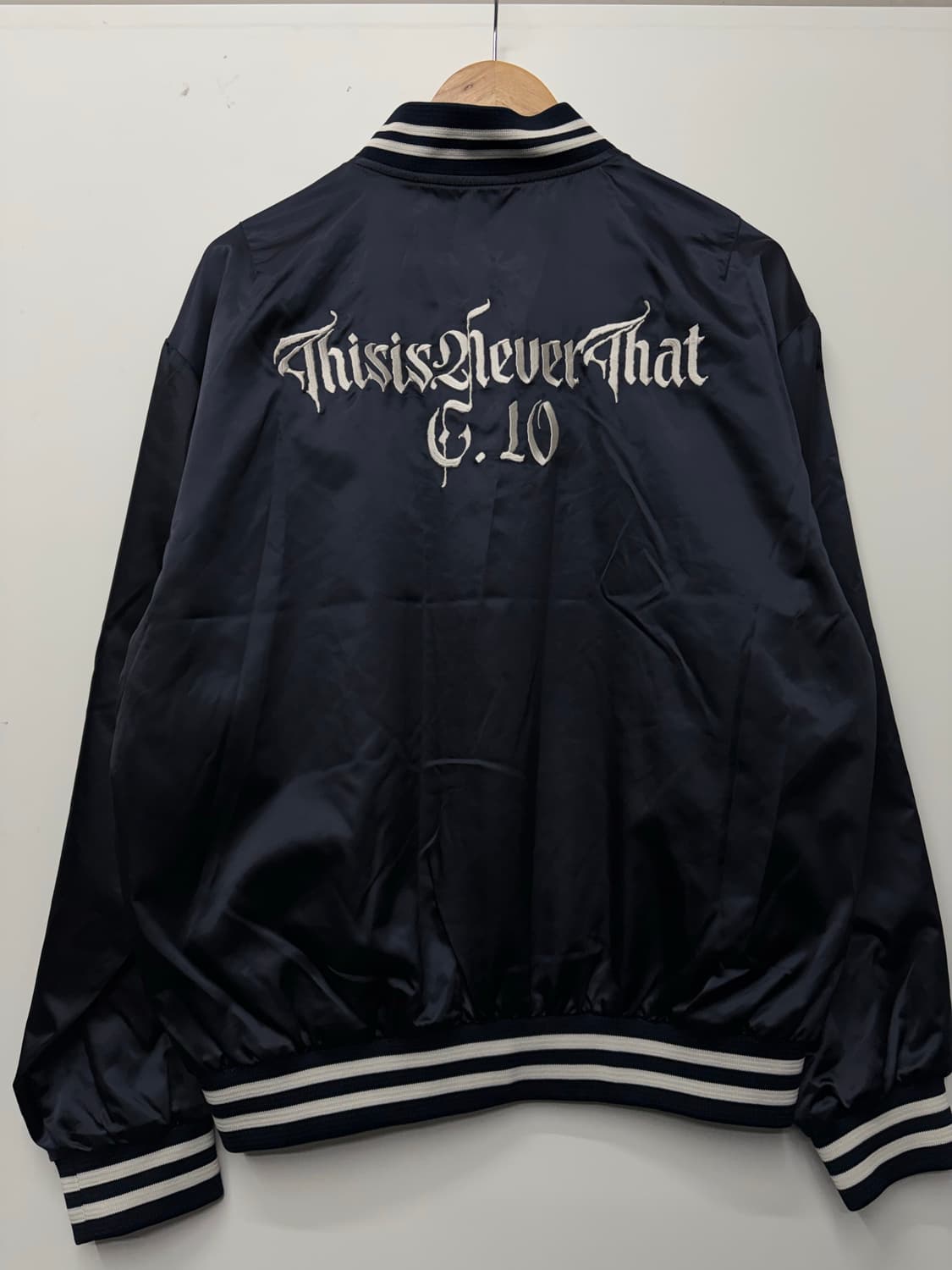 디네댓 스타디움 블루 자켓 상품이미지1