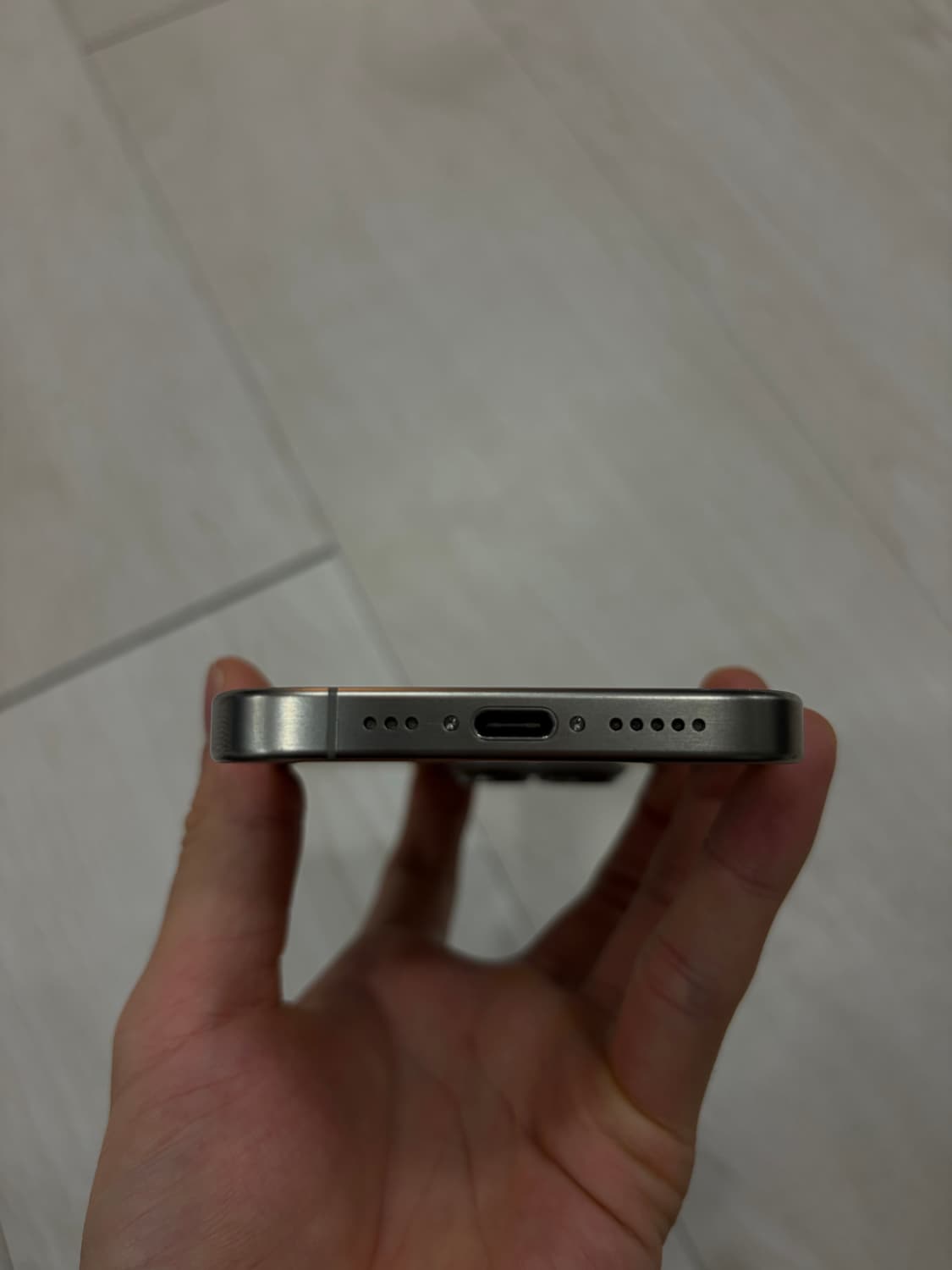 아이폰15pro 256G 내추럴티타늄 상품이미지5