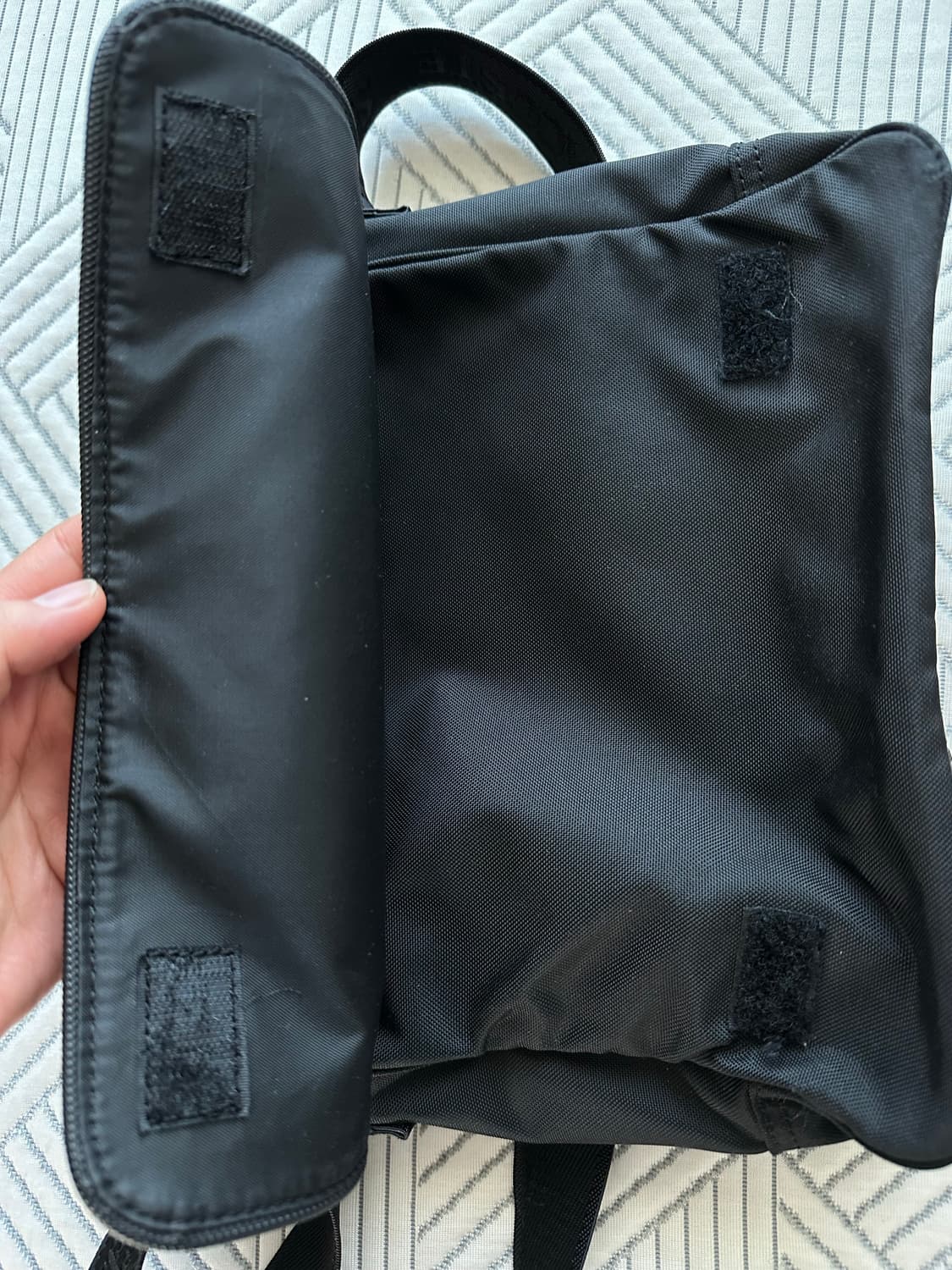 슈프림 라코스테 크로스백 상품이미지3