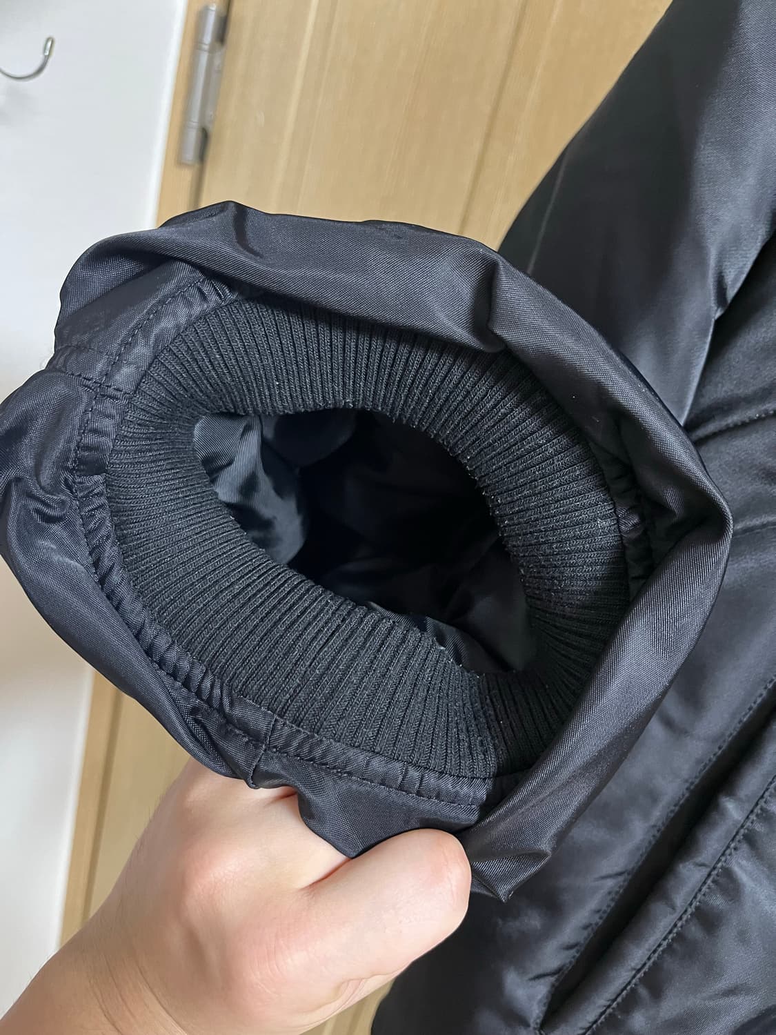 [2] 파프롬왓 오버사이즈 후드 봄버 블랙 상품이미지5