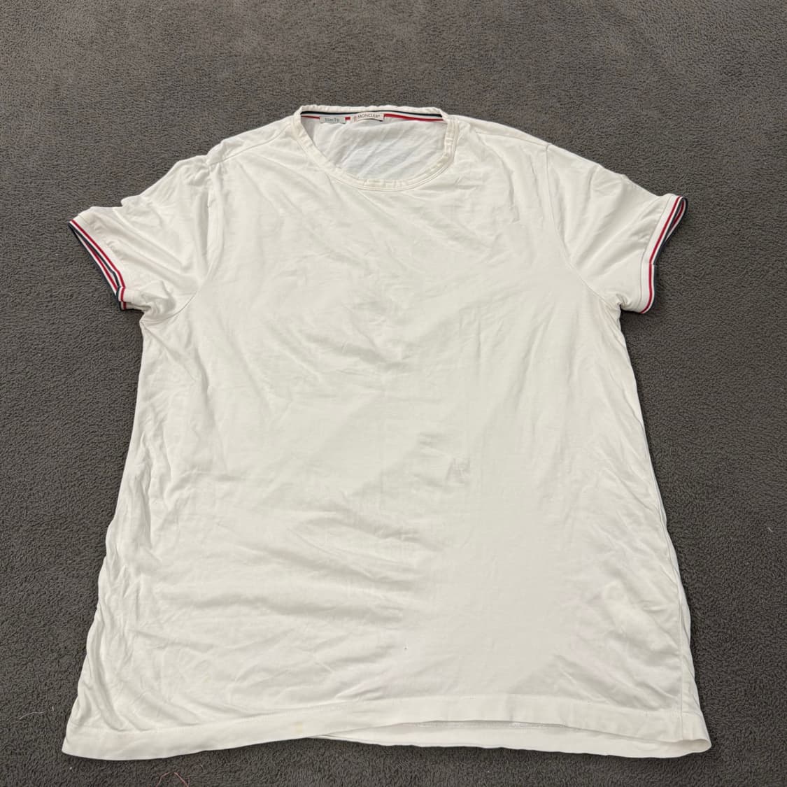 [정품/2XL] 몽클레어 슬림핏 반팔티 화이트 c1 상품이미지2