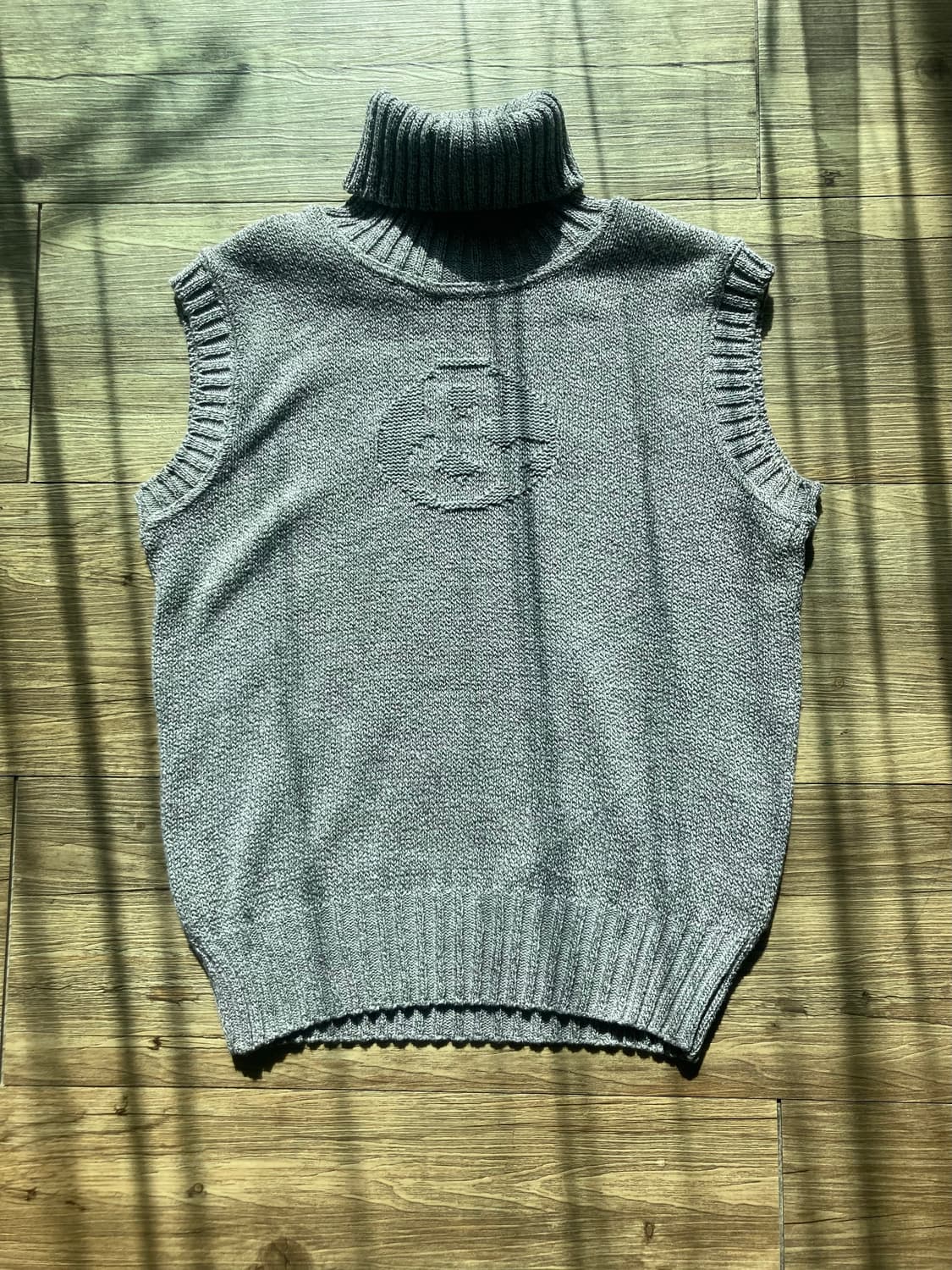 돌체앤가바나 터틀넥 민소매 나시 베스트 니트 상품이미지1