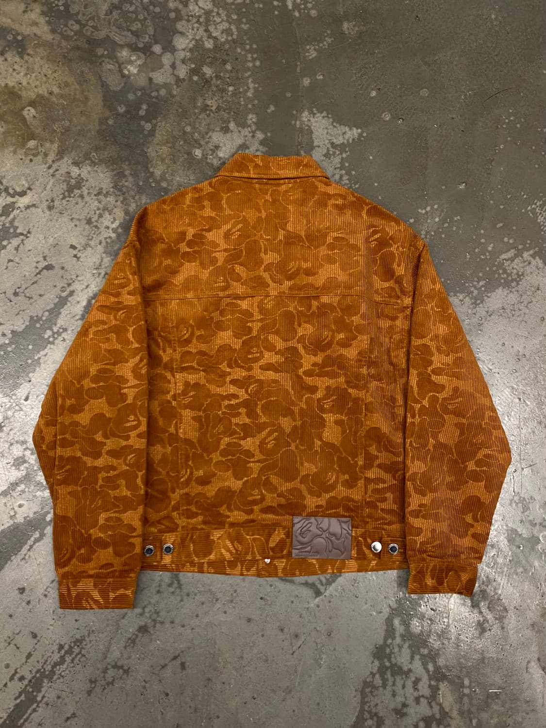 새상품 베이프 솔리드 카모 코듀로이 트러커 브라운 상품이미지3